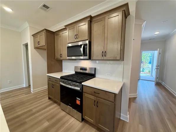 321 Colsen Dr, Acworth, GA 30102