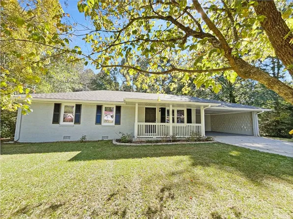 535 Henson Cir, Carrollton, GA 30117