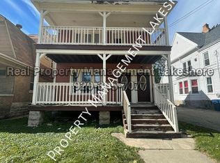 641 Jackson St #A, Oshkosh, WI 54901