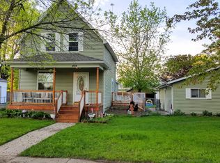404 Central Dr W, Braham, MN 55006
