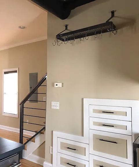 315 Seawell Ave — Photo 5