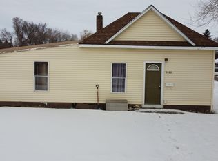 2002 5th Ave NW, Minot, ND 58703