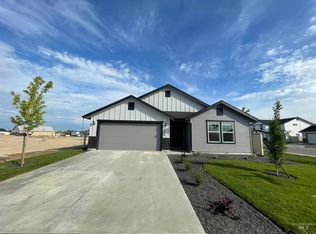 10318 Crystal Ridge Dr, Nampa, ID 83687