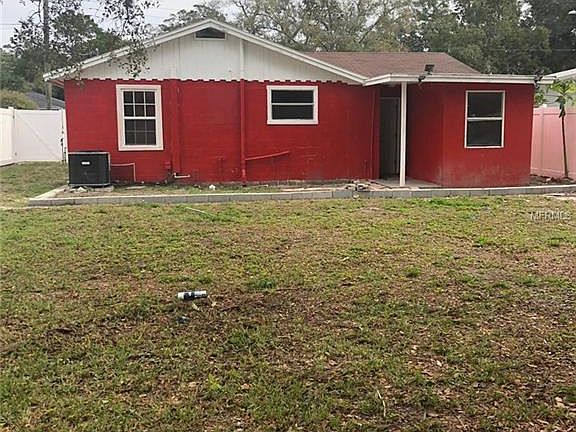 4th image of 8312 El Portal Dr