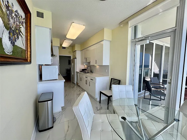 6001 N Ocean Dr #706 — Photo 6