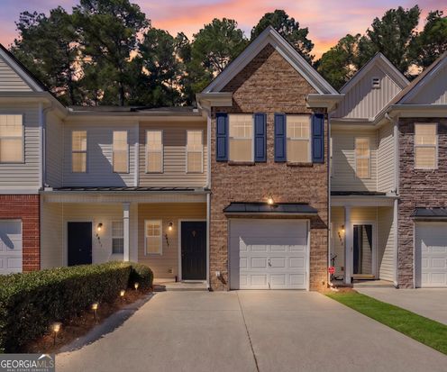 2913 Greyhawk Ln, Cumming, GA 30040