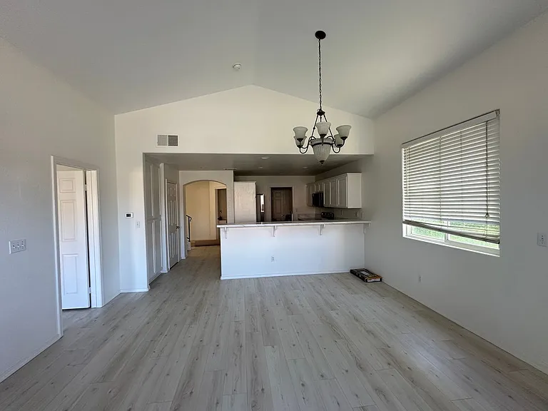 8550 Paseo De Caballo — Photo 17