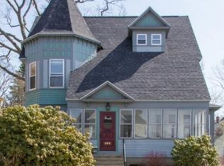 353 Walnut St, Manchester, NH 03104