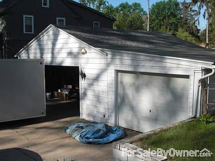 3.5 Car garage