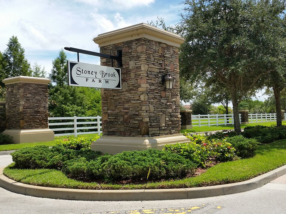 Beautiful gated entry