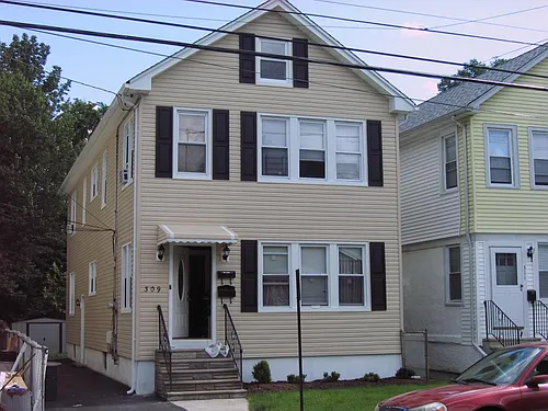 309 Willow Ave Photo 1