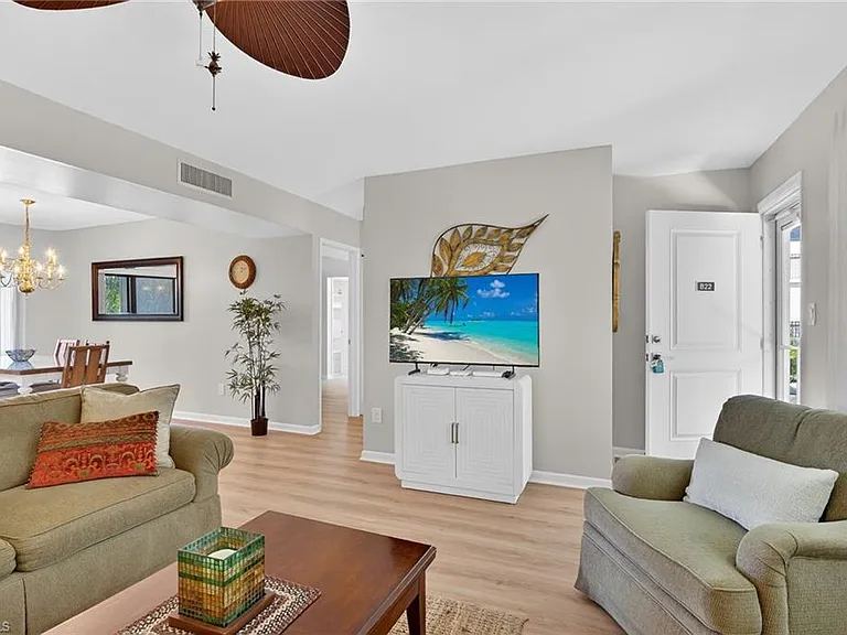 788 Park Shore Dr #B22 — Photo 5