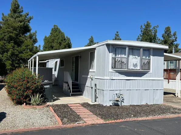 725 W Thornton Ave Space 26, Hemet, CA 92543