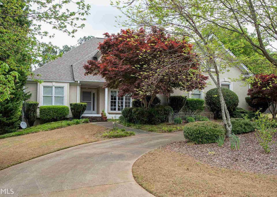 1st image of 5818 Silverthorn Dr