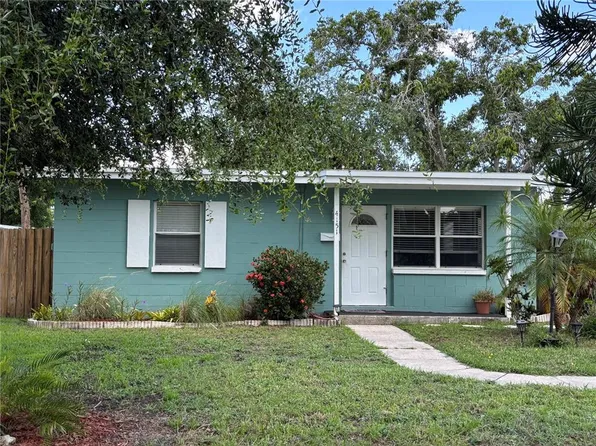 4151 Neptune Dr SE, Saint Petersburg, FL 33705