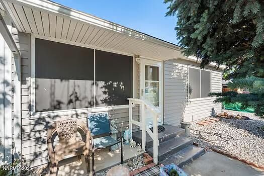 1st image of 645 Stanford Way