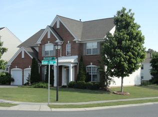 11215 Maplehurst Dr, Charlotte, NC 28277
