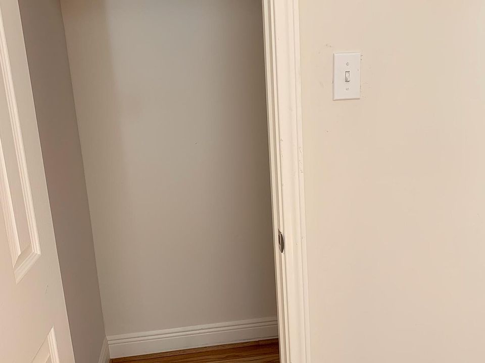 Walk in closet