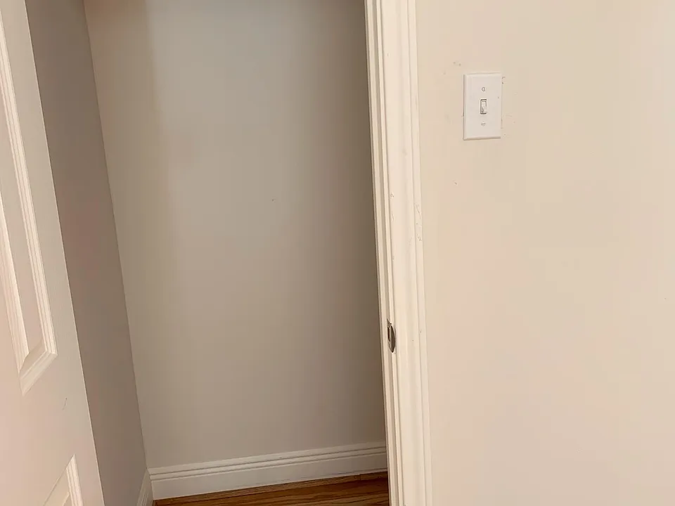 Walk in closet