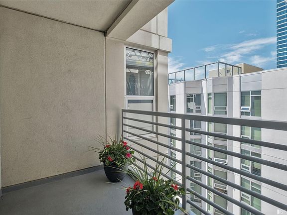 5th image of 400 Beale St APT 1408