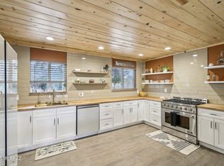 1760 N Sunset Point Dr, Oracle, AZ 85623