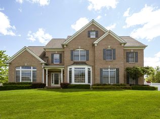 5 Lily Ct, Holmdel, NJ 07733