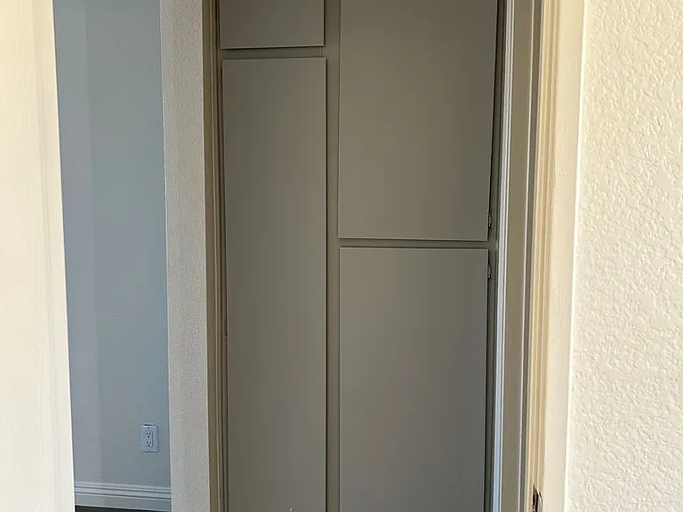 Lake Street Apartments — Photo 28