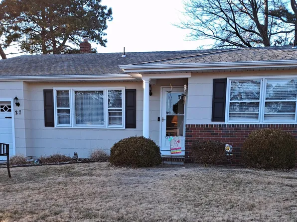 27 Fairfield Road, Toms River, NJ 08757