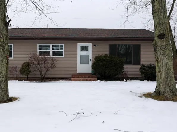 4911 Meadow Blvd, Michigan City, IN 46360