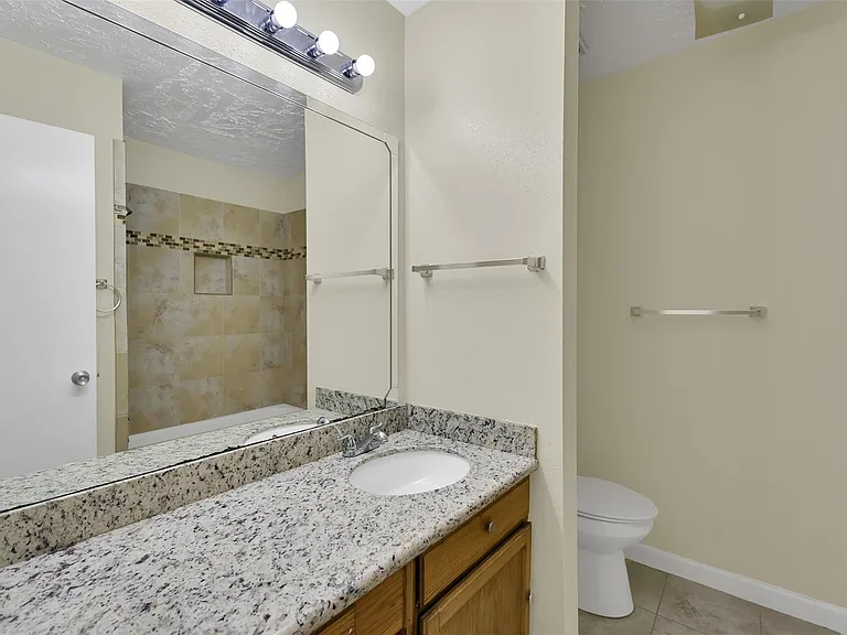 4311 Owens Creek Ln — Photo 11