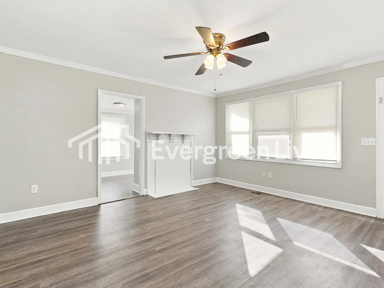 3 bed, 2.0 bath, 1383 sqft, $1,245 — Photo 4