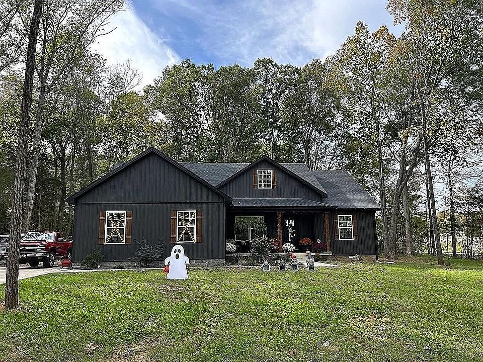 1st image of 100 Woodhurst Ln