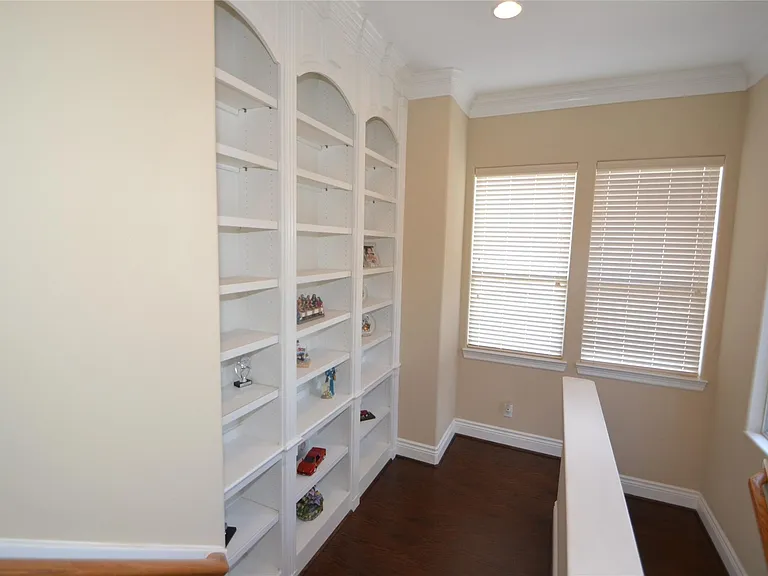 5303 Fenwick Way Ct — Photo 36