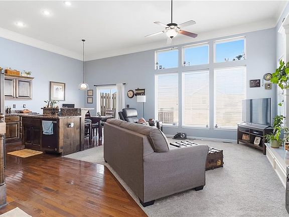 5th image of 12748 New Jersey Ct