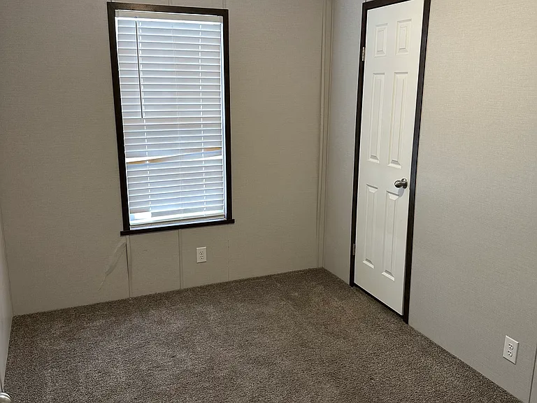 2951 W Ponderosa St — Photo 6