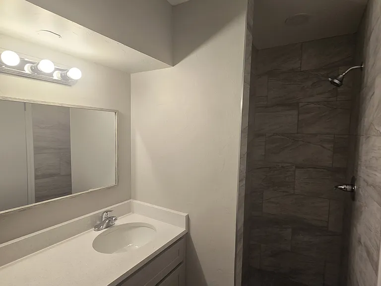 1303 Canterbury Blvd — Photo 19