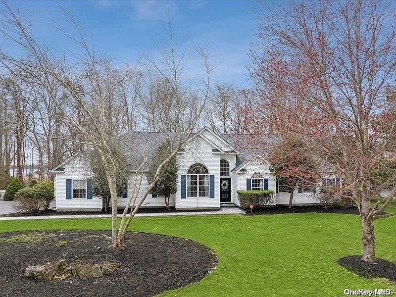 1st image of 61 Paige Lane
