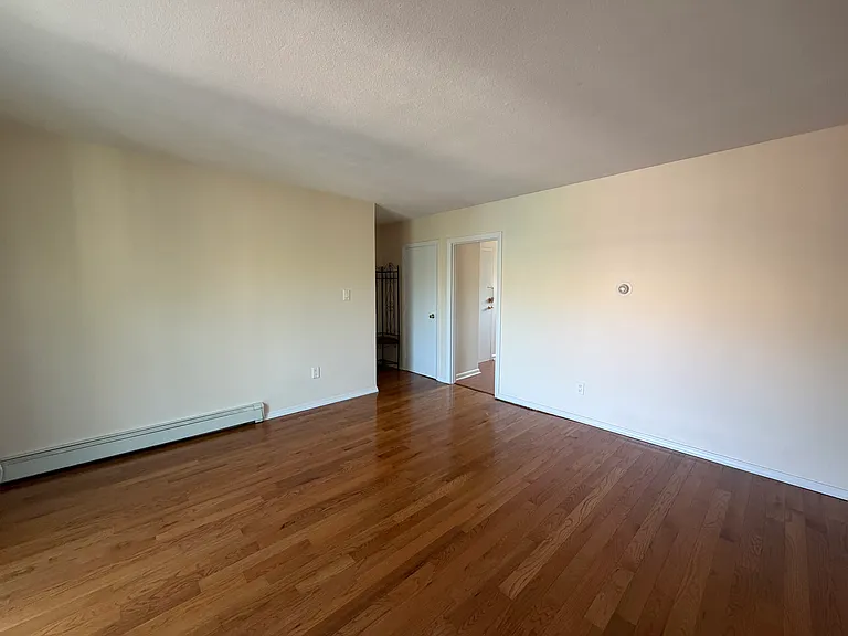28 Westgate Rd #5 — Photo 11