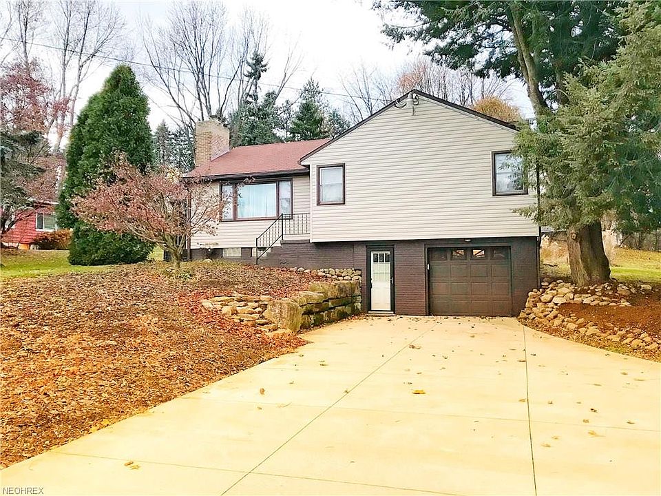 1st image of 913 Atwood Dr