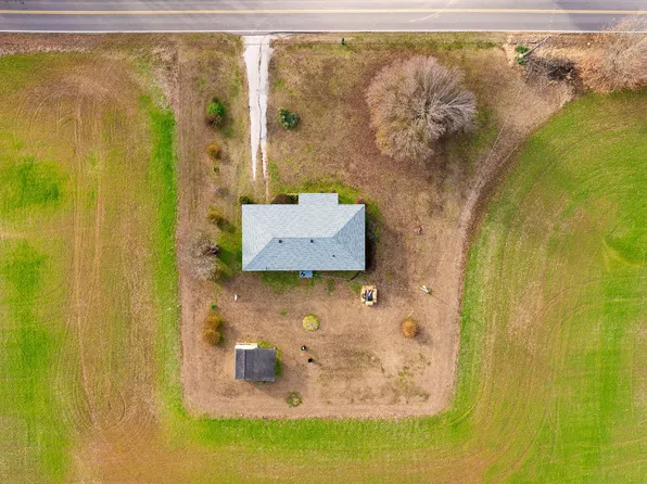 32 New Hope Rd, Dyer, TN 38330