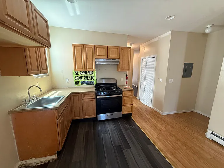603 S 20th St #1 — Photo 10