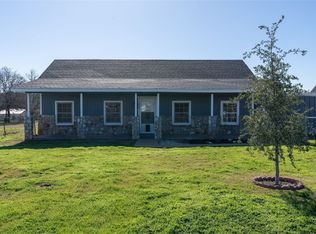 7072 Christopher Dr, Weatherford, TX 76085