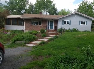 408 Elm St, Claremont, NH 03743
