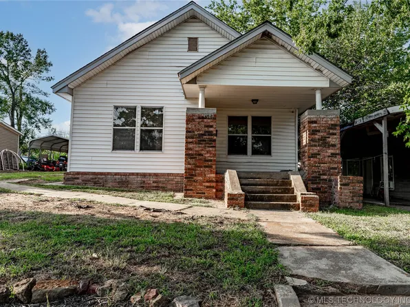 417 W 8th Ave, Bristow, OK 74010