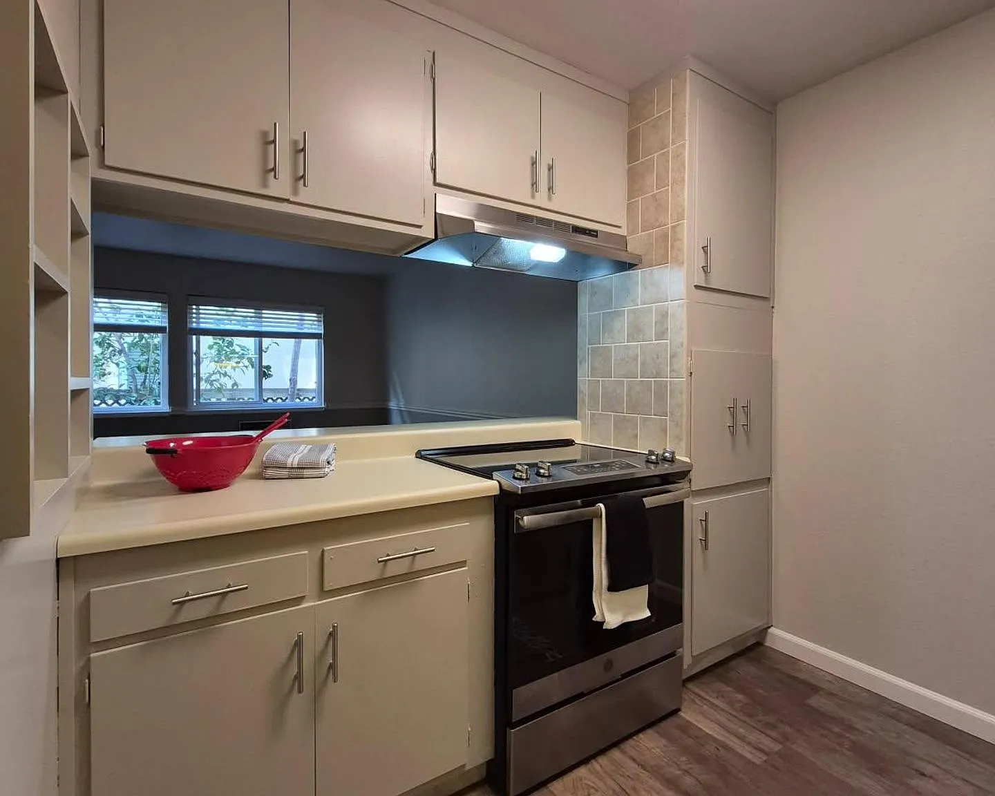 1711 N Street, Sacramento — Photo 2
