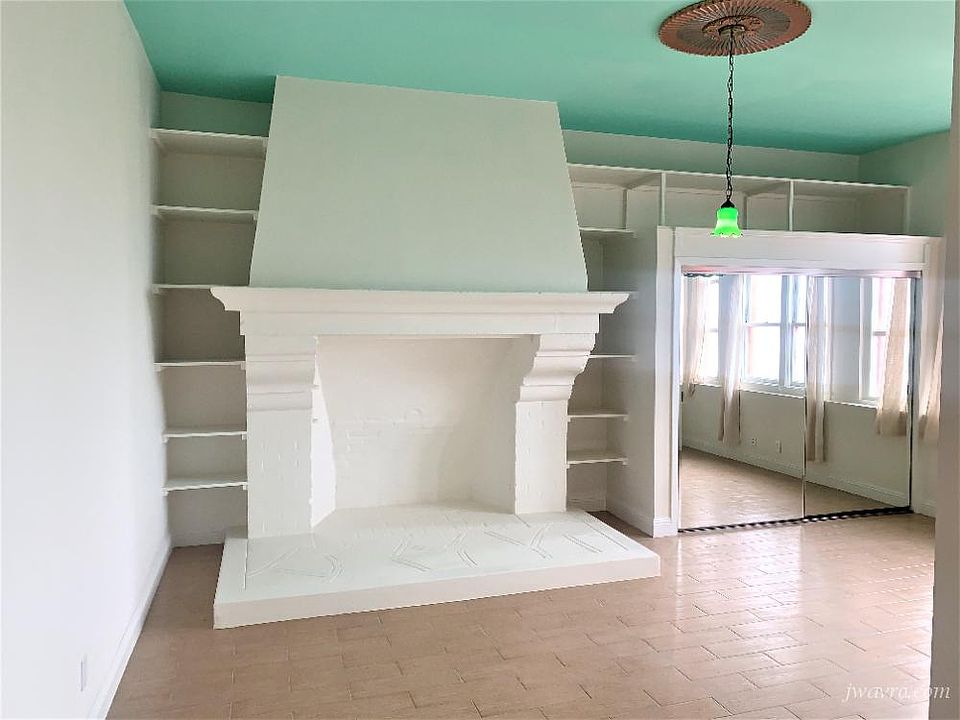 1st image of 3655 Vicente St APT 1