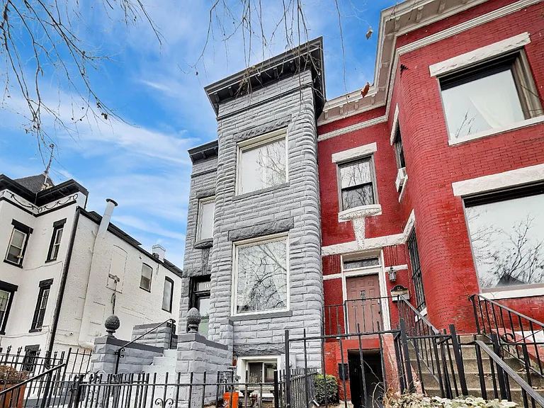 10 Randolph Pl NW — Photo 1