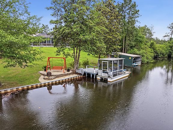 4th image of 4063 Lakeview Dr