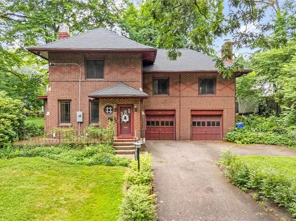 726 Evergreen Dr, Akron, OH 44303