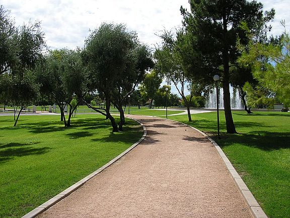 Walking/jogging trail